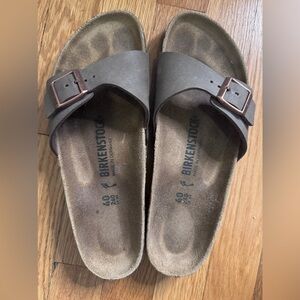 Birkenstock Madrid Taupe Single Strap Sandal sz 40/W9.5/M7